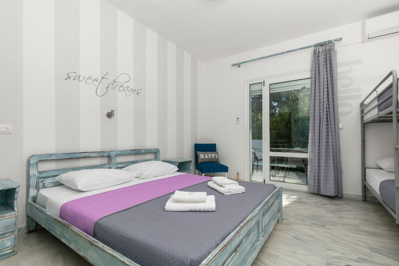 Studios Tasos Chrysi Ammoudia Exterior photo